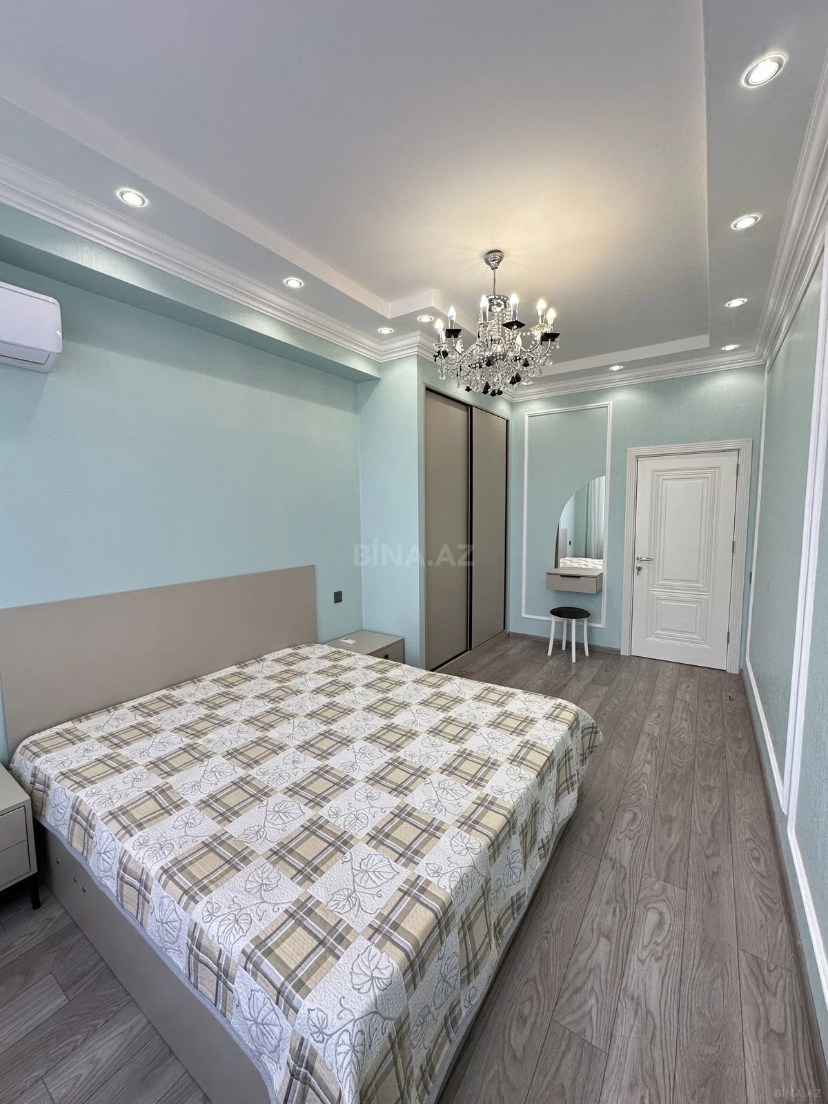 Satılır 2 otaqlı mənzil 64 m²