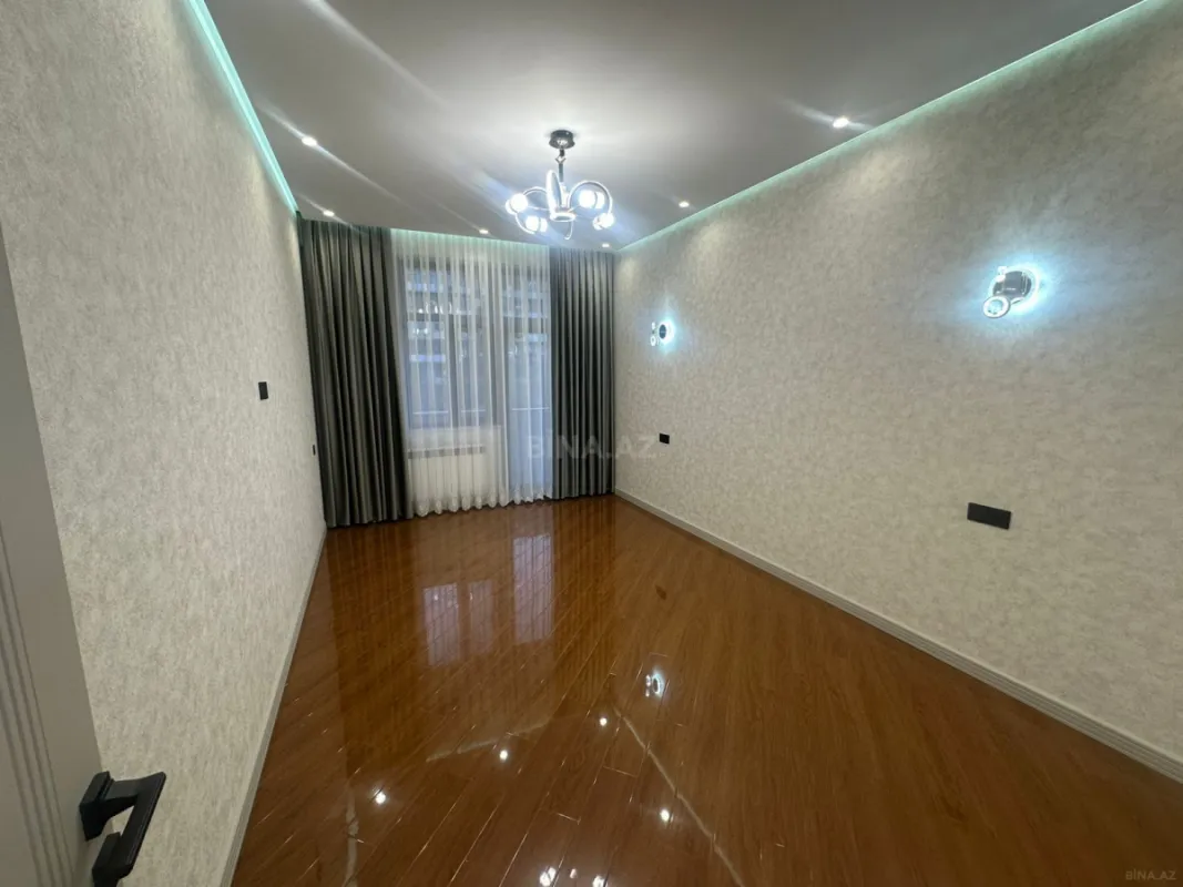 Satılır 3 otaqlı mənzil 148 m²