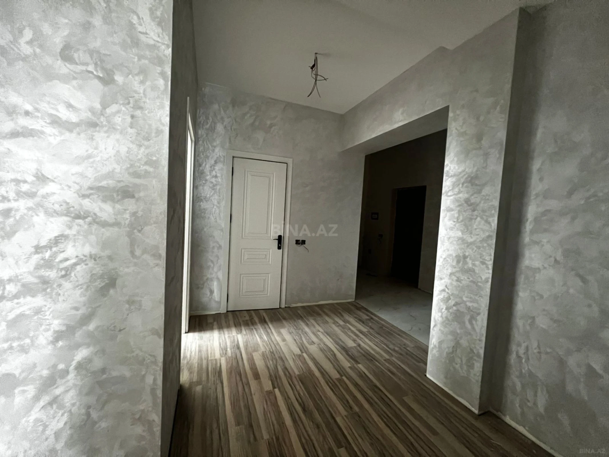 Satılır 3 otaqlı mənzil 100 m²