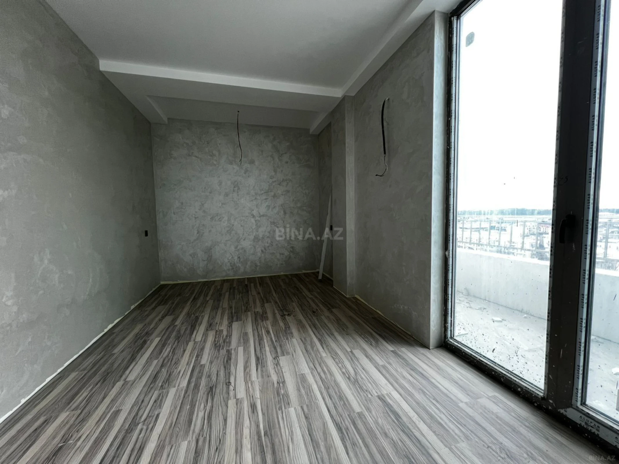 Satılır 3 otaqlı mənzil 100 m²