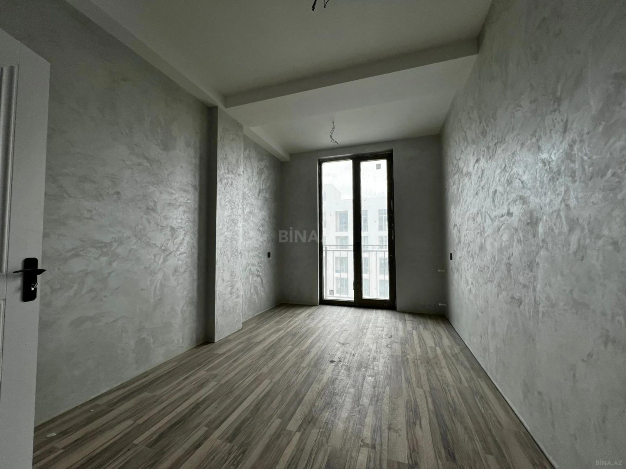 Satılır 3 otaqlı mənzil 100 m²