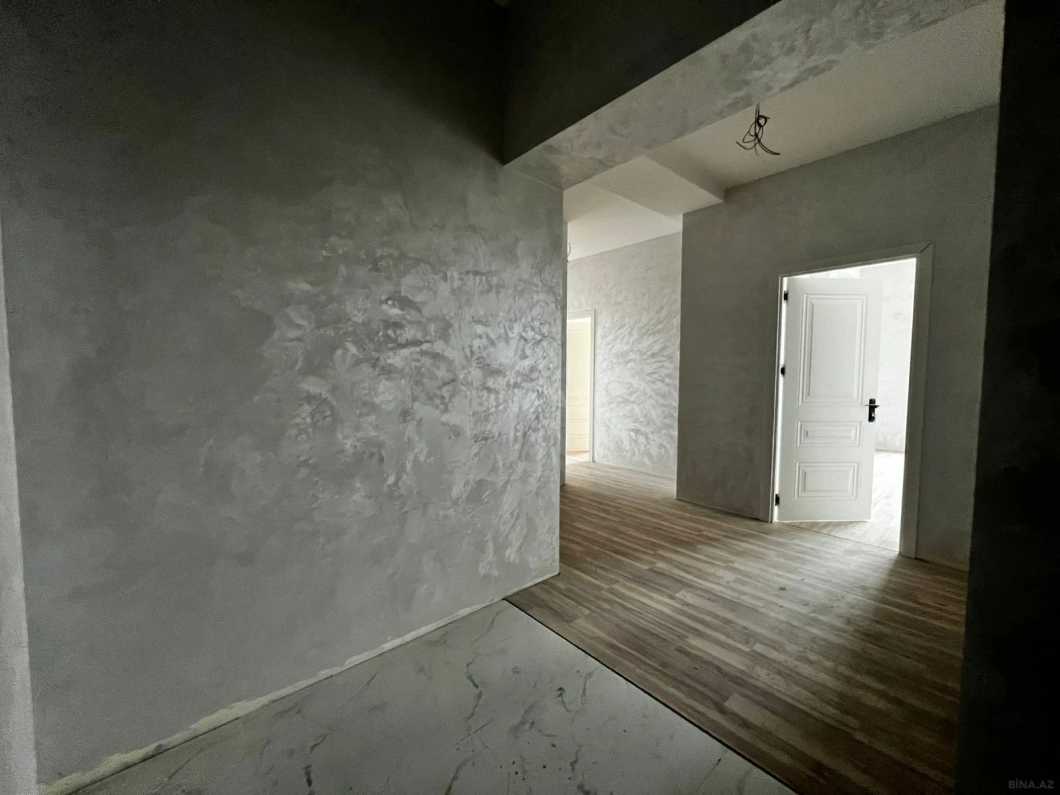 Satılır 3 otaqlı mənzil 100 m²