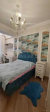Satılır 4 otaqlı mənzil 140 m²