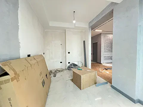 Satılır 3 otaqlı mənzil 100 m²