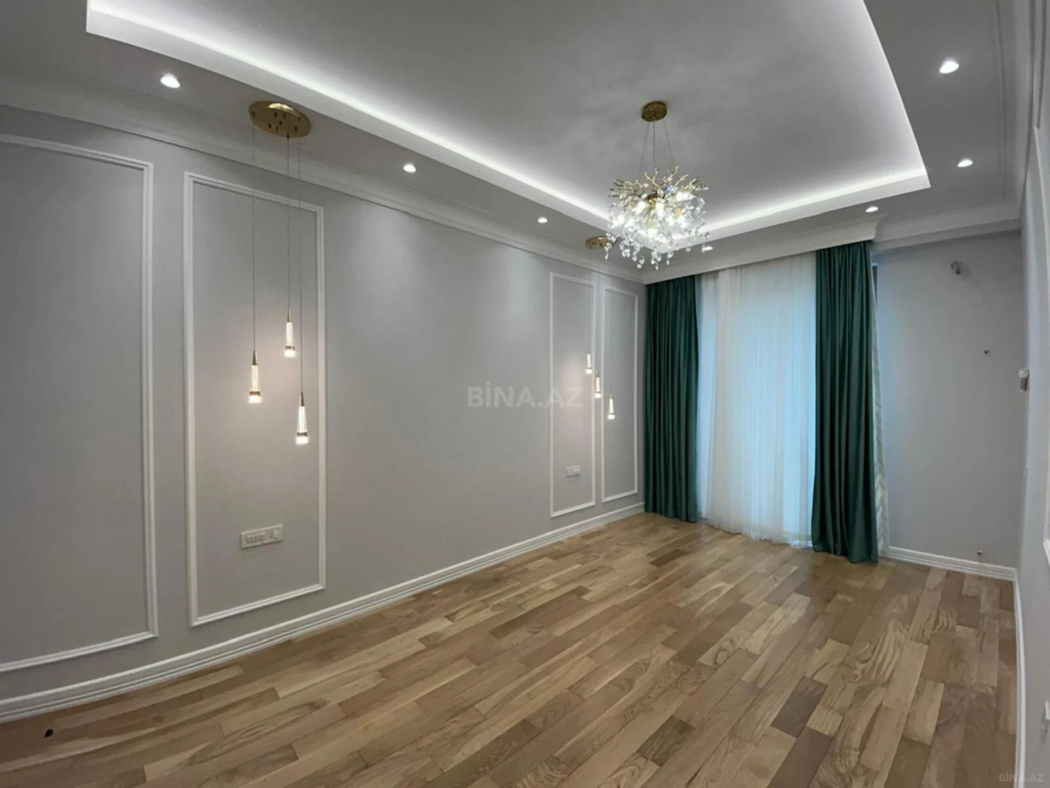 Satılır 4 otaqlı mənzil 170 m²