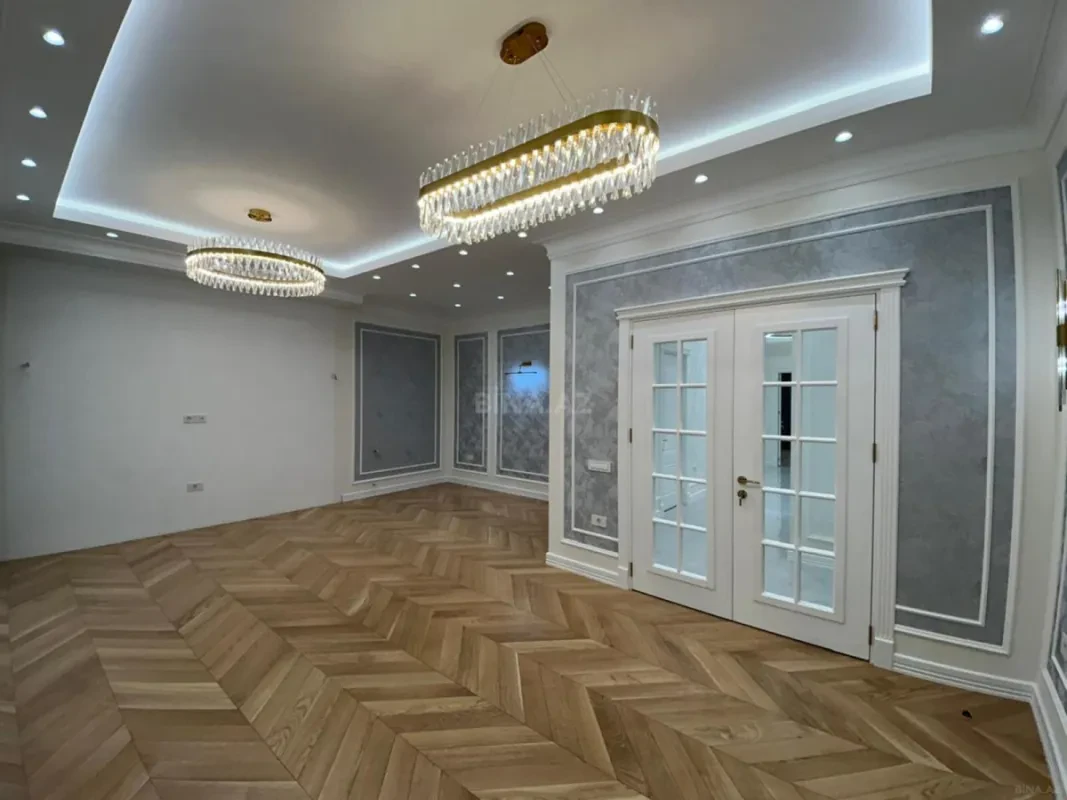 Satılır 4 otaqlı mənzil 170 m²