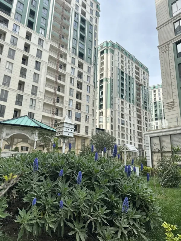 Satılır 2 otaqlı mənzil 72 m²