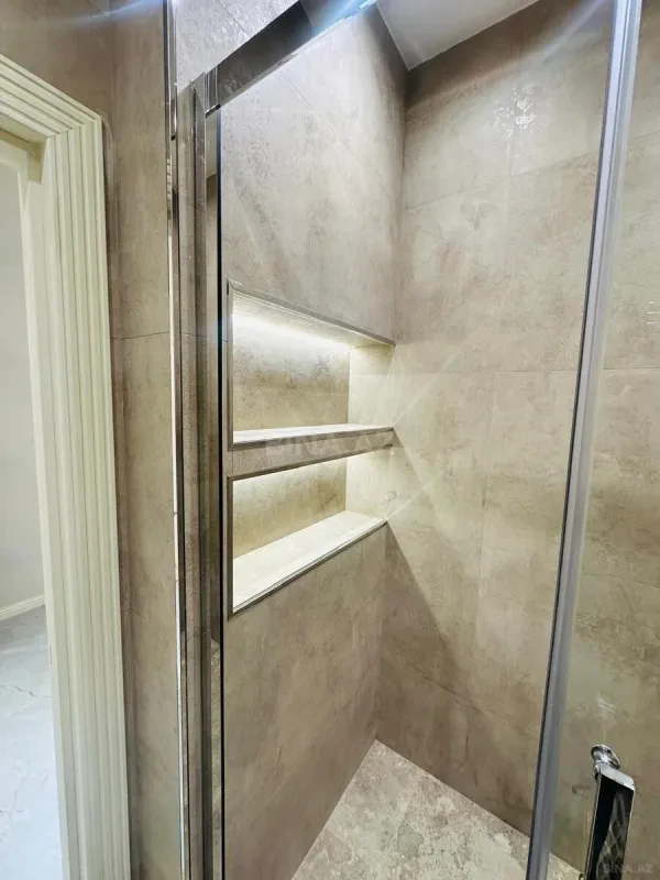 Satılır 2 otaqlı mənzil 72 m²