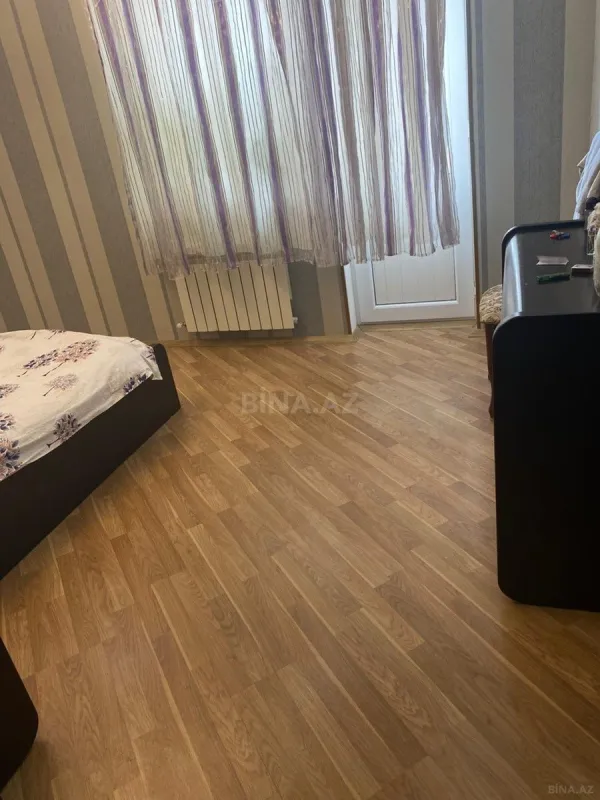 Satılır 2 otaqlı mənzil 105 m²