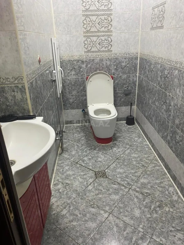 Satılır 2 otaqlı mənzil 105 m²