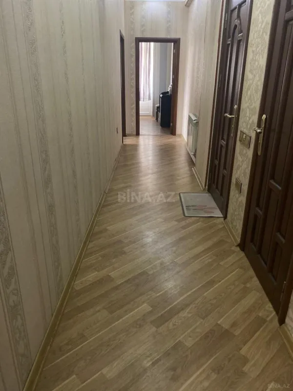Satılır 2 otaqlı mənzil 105 m²