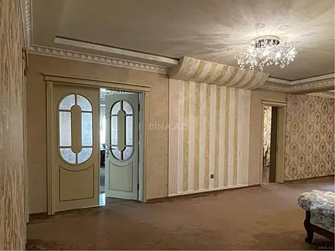 Satılır 5 otaqlı mənzil 250 m²