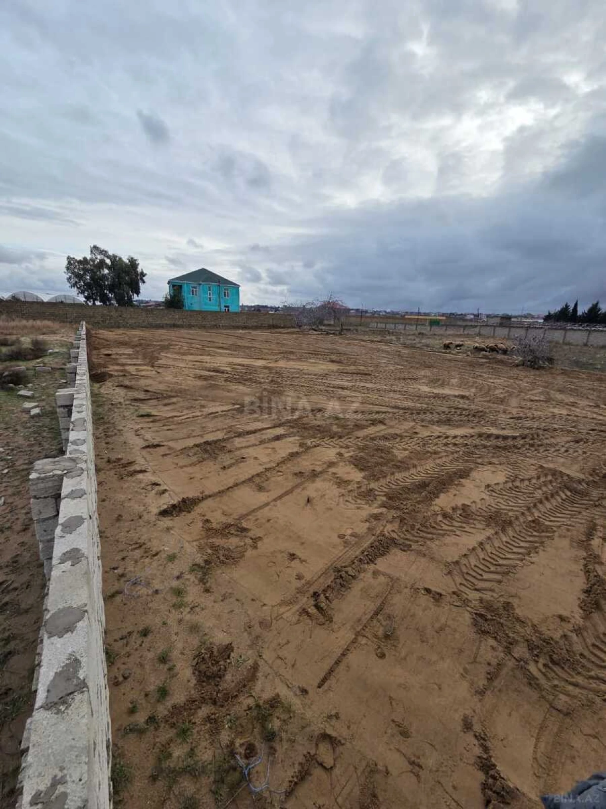 Satılır torpaq sahəsi 12 m²