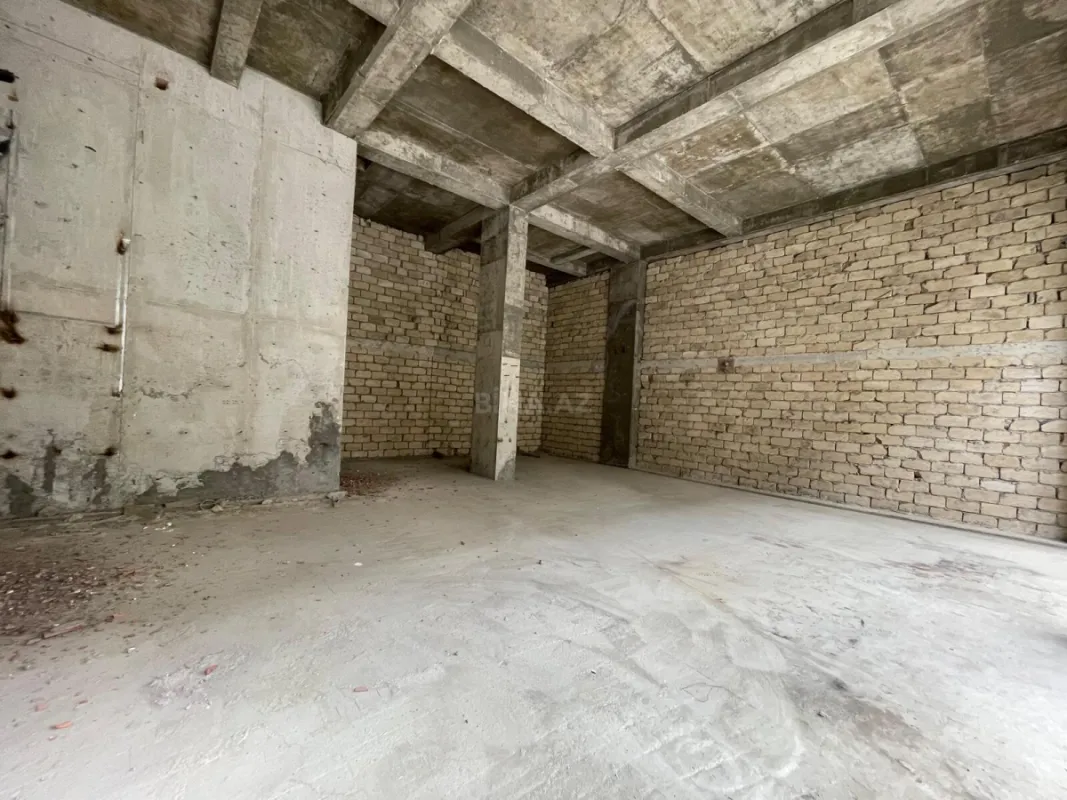 Kirayə verilir obyekt 140 m²