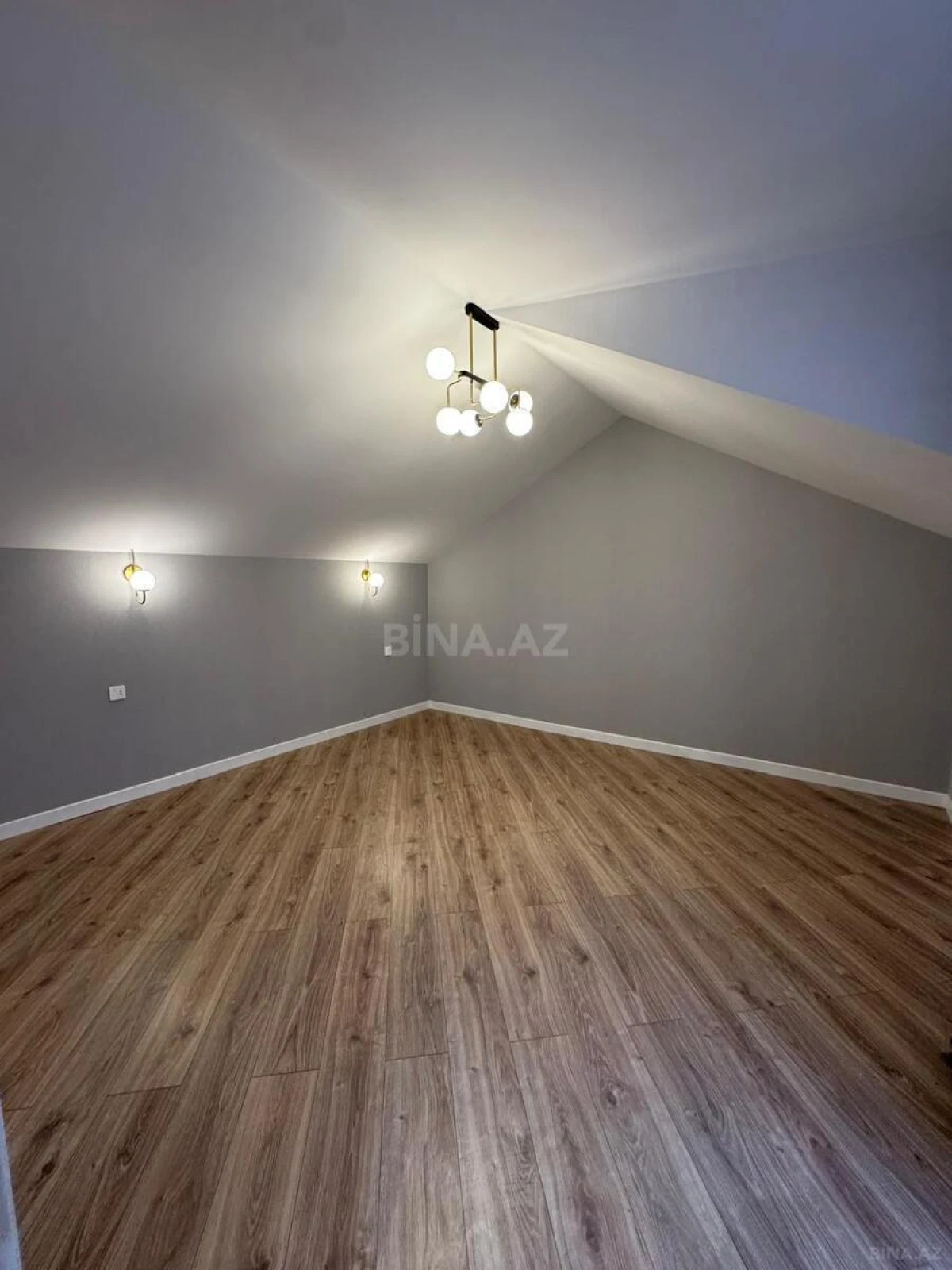 Satılır 4 otaqlı həyət evi 150 m²