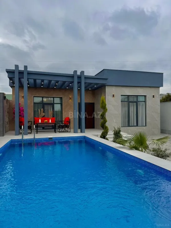 Satılır 4 otaqlı həyət evi 160 m²