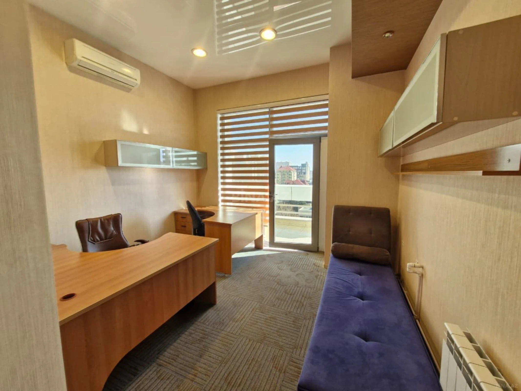 Kirayə verilir 8 otaqlı ofis 285 m²