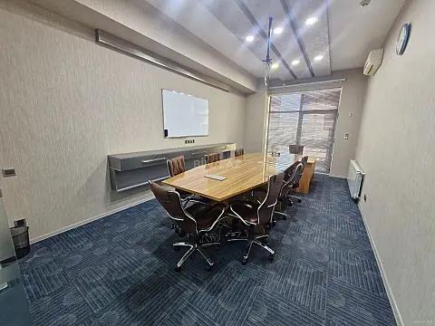 Kirayə verilir 8 otaqlı ofis 285 m²