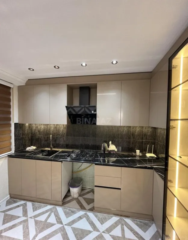Satılır 2 otaqlı mənzil 70 m²