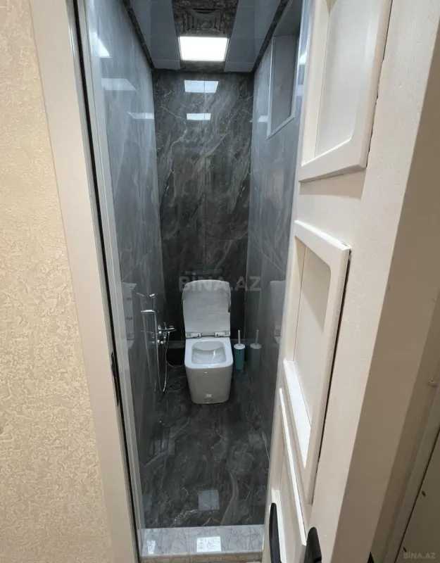 Satılır 2 otaqlı mənzil 70 m²