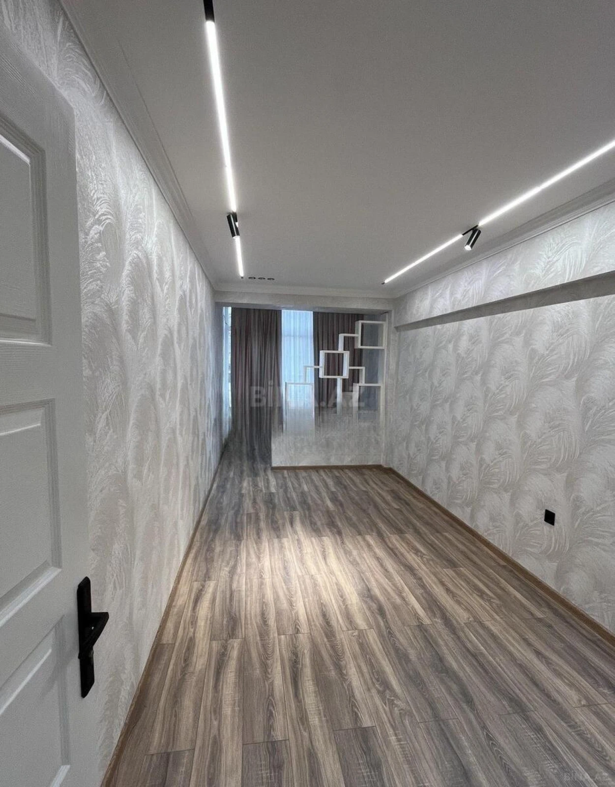 Satılır 2 otaqlı mənzil 70 m²