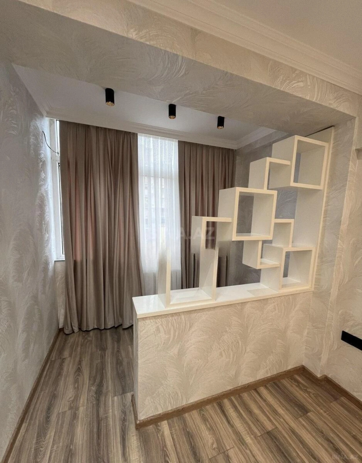 Satılır 2 otaqlı mənzil 70 m²