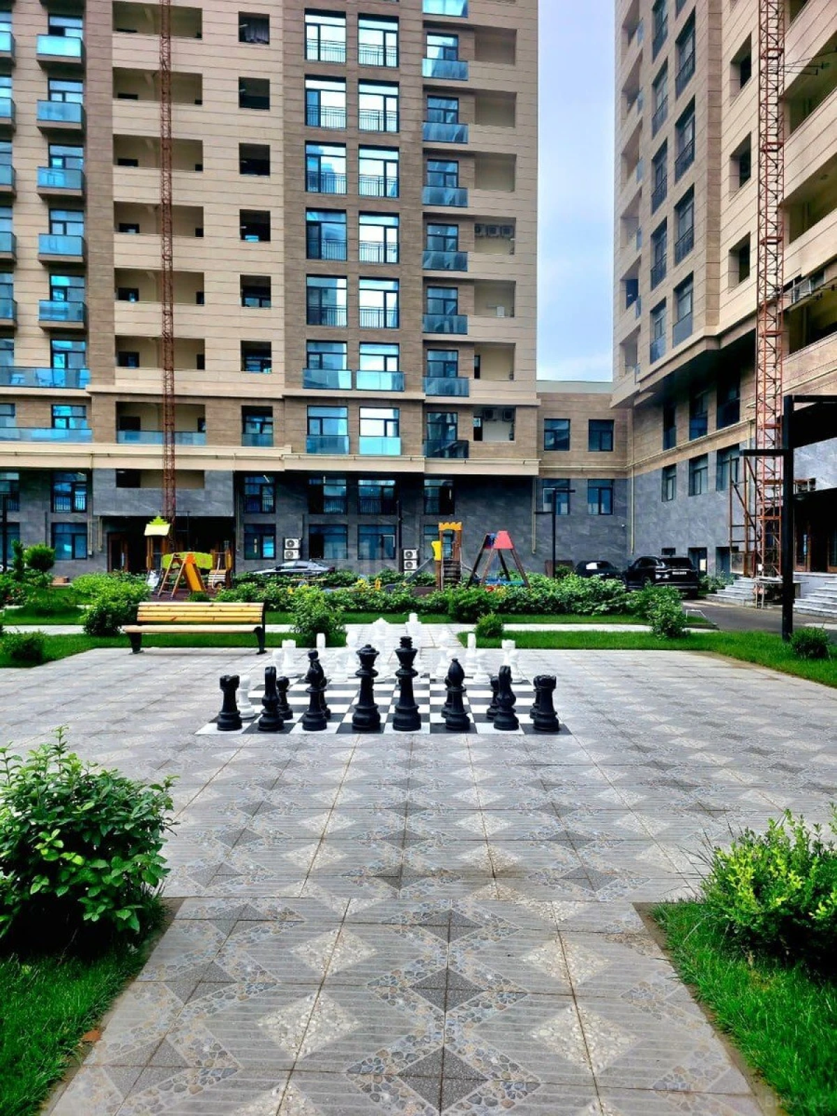 Satılır 2 otaqlı mənzil 64 m²