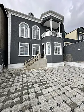 Satılır 6 otaqlı həyət evi 200 m²
