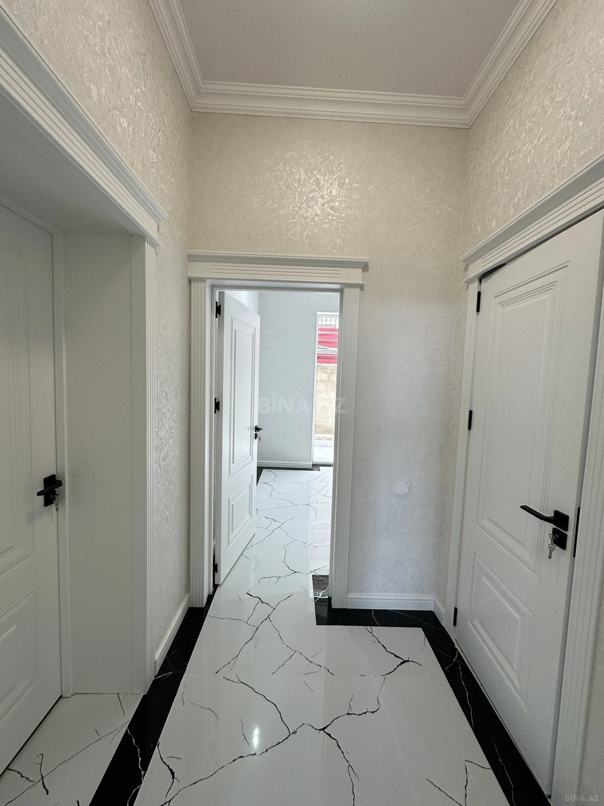 Satılır 6 otaqlı həyət evi 200 m²