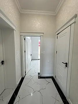 Satılır 6 otaqlı həyət evi 200 m²