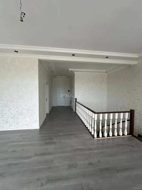 Satılır 6 otaqlı həyət evi 200 m²