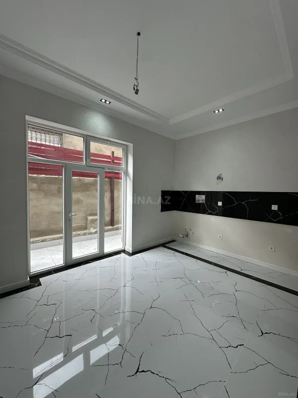 Satılır 6 otaqlı həyət evi 200 m²
