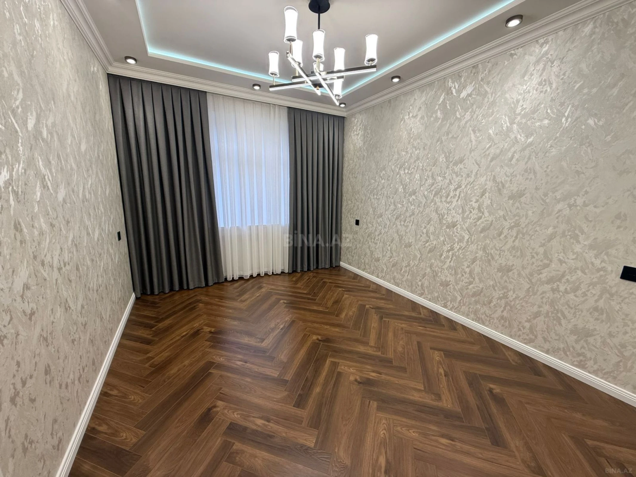 Satılır 3 otaqlı mənzil 80 m²