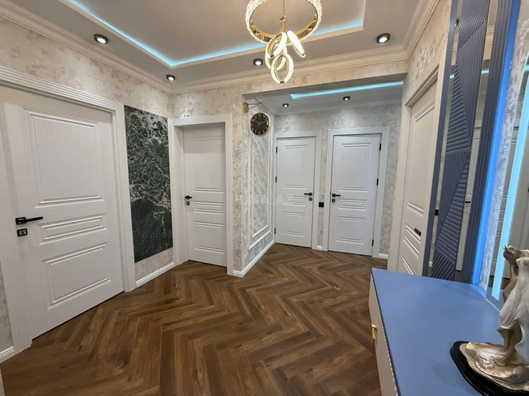 Satılır 3 otaqlı mənzil 80 m²