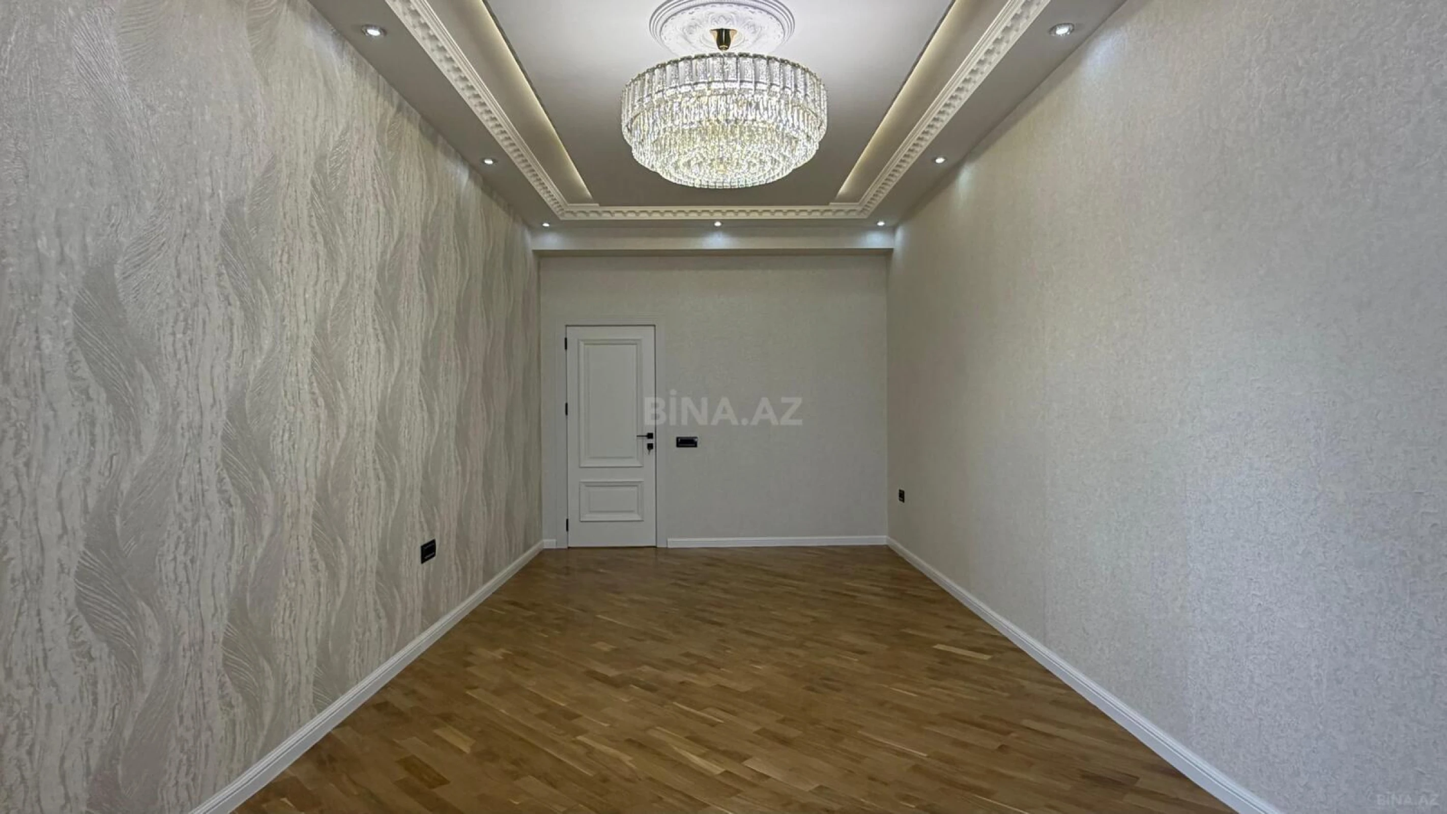 Satılır 3 otaqlı mənzil 120 m²