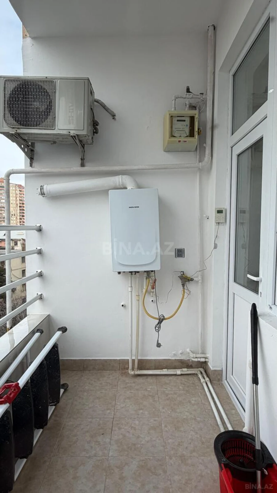 Satılır 3 otaqlı mənzil 120 m²