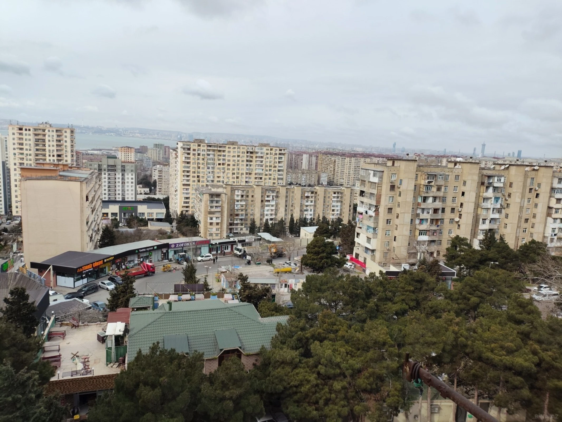 Satılır 2 otaqlı mənzil 42 m²