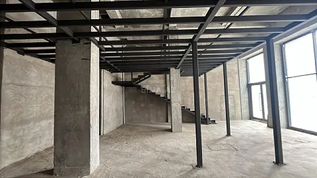 Kirayə verilir obyekt 200 m²