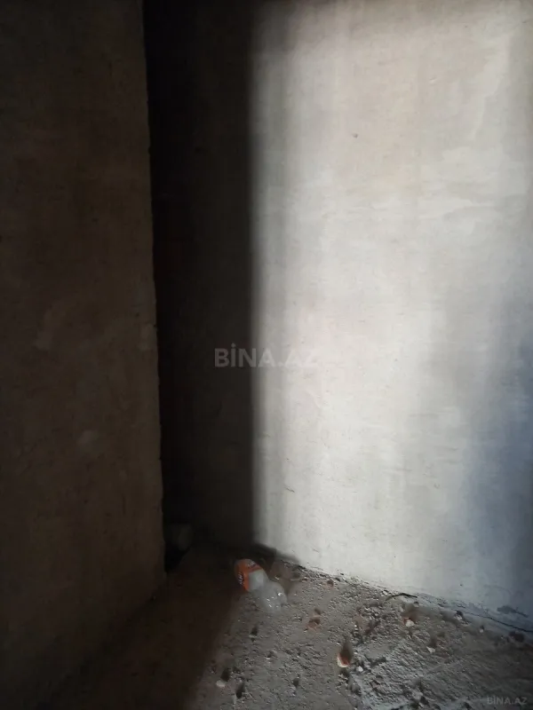 Satılır 3 otaqlı mənzil 139 m²