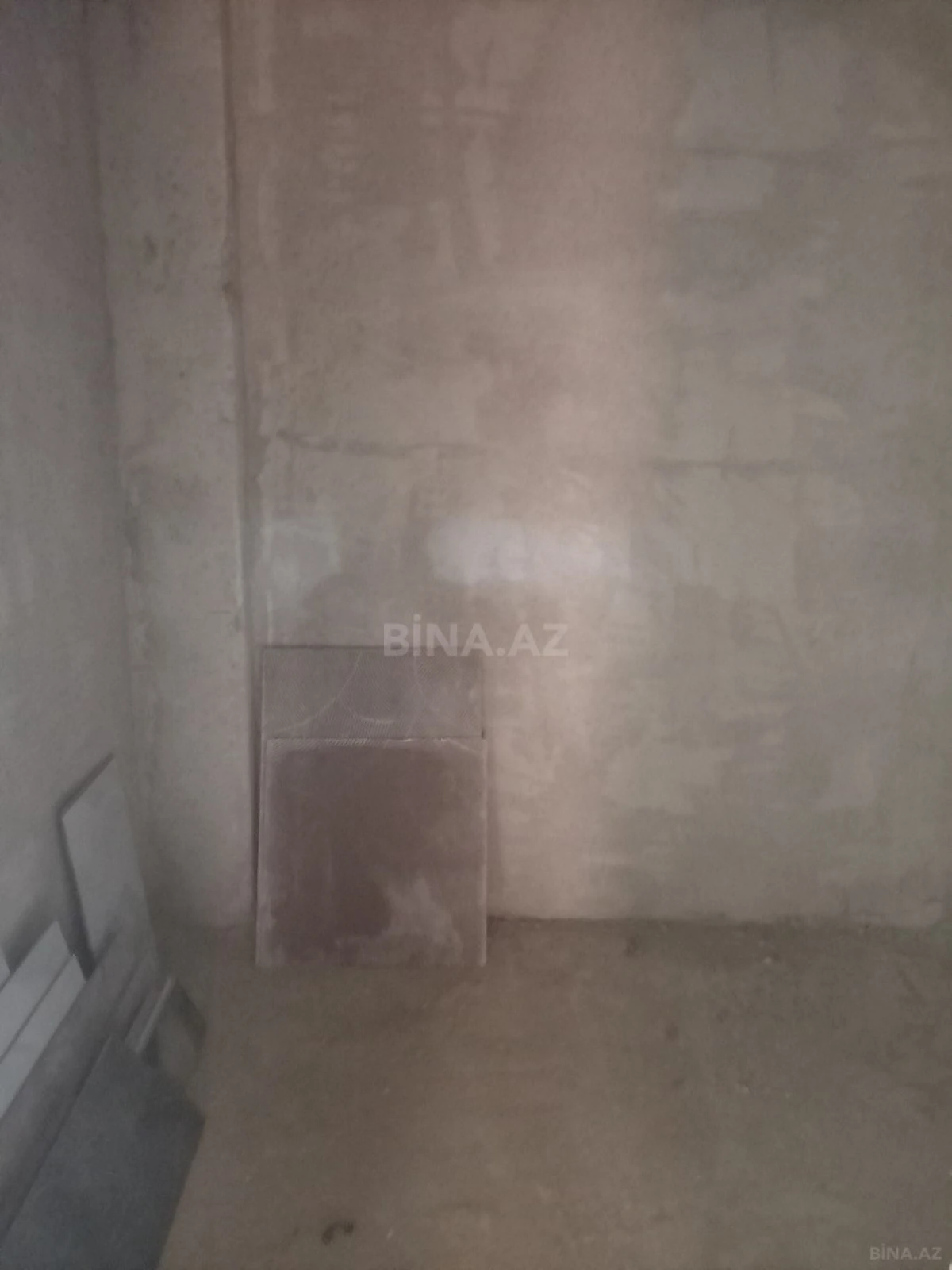 Satılır 3 otaqlı mənzil 139 m²