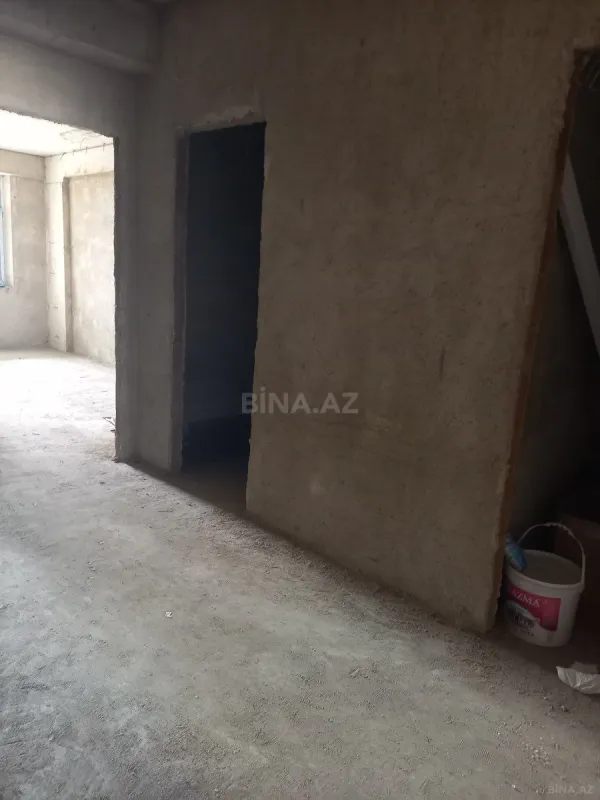 Satılır 3 otaqlı mənzil 139 m²