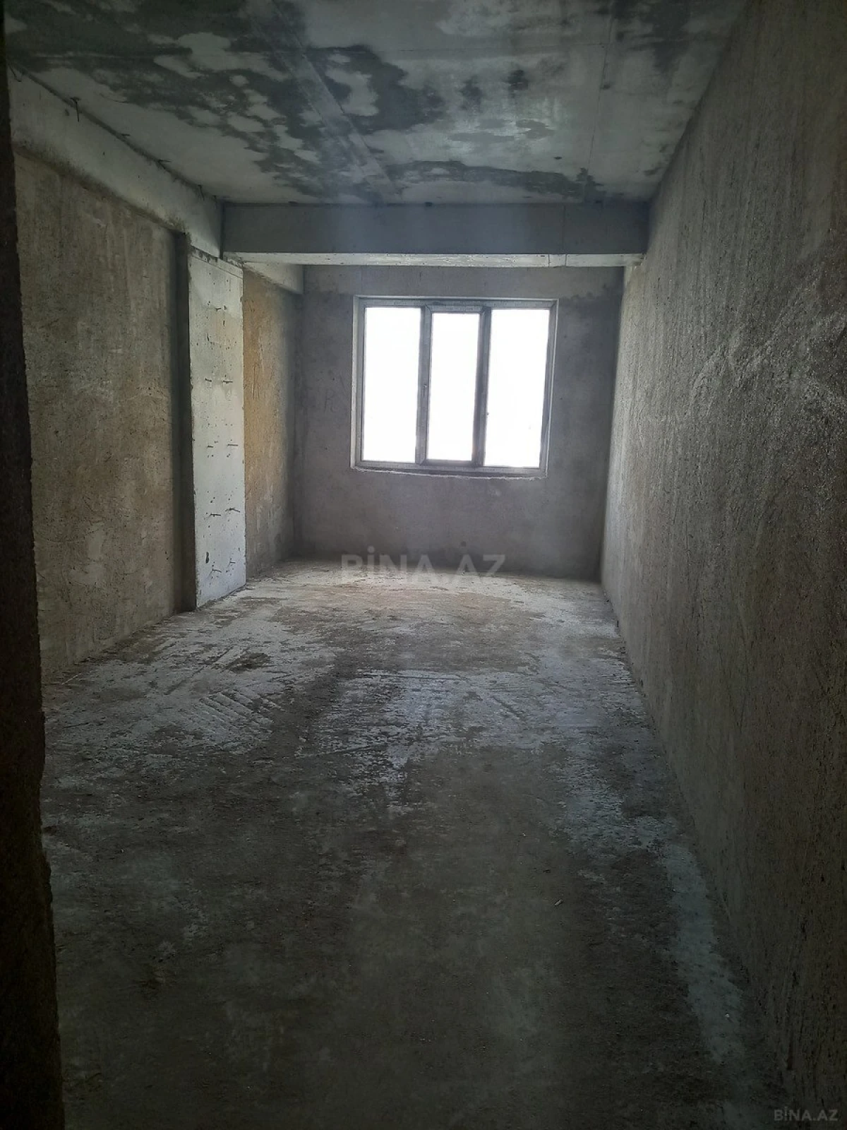 Satılır 3 otaqlı mənzil 139 m²
