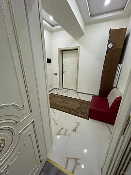 Kirayə verilir 2 otaqlı mənzil 75 m²