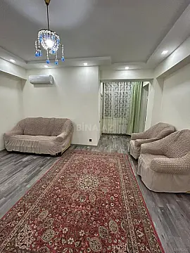 Kirayə verilir 2 otaqlı mənzil 75 m²