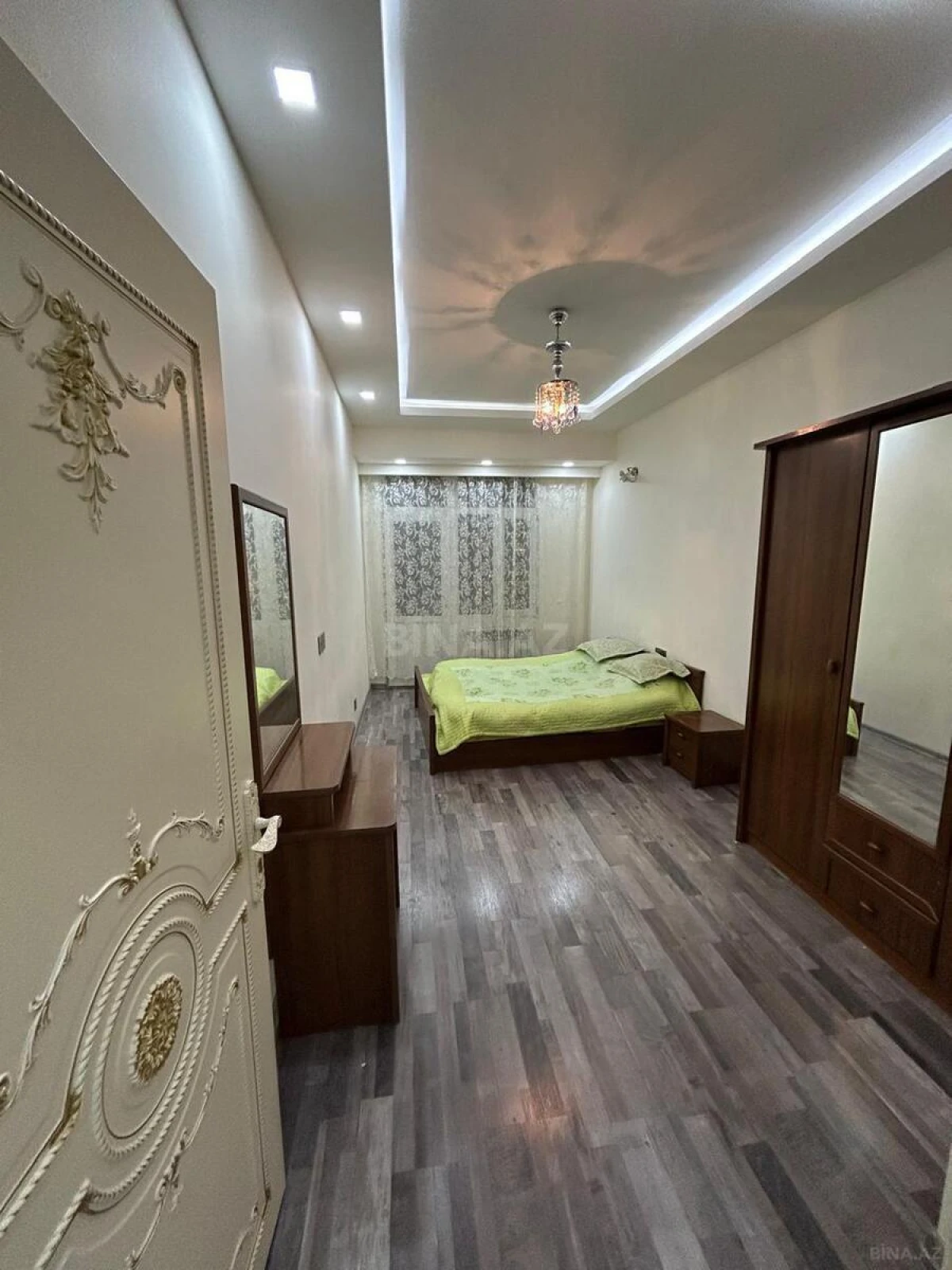 Kirayə verilir 2 otaqlı mənzil 75 m²
