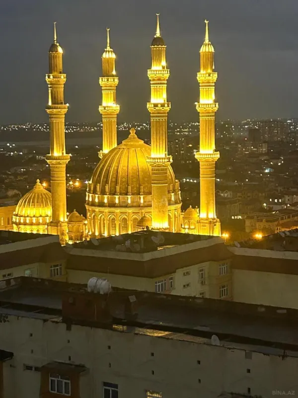 Kirayə verilir 2 otaqlı mənzil 75 m²