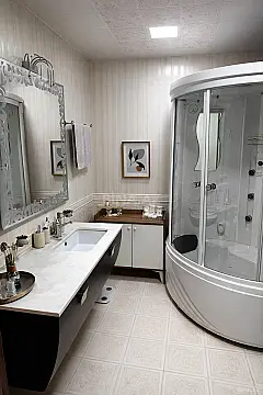 Satılır 3 otaqlı mənzil 162 m²