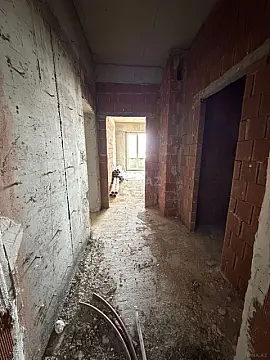 Satılır 2 otaqlı mənzil 91 m²