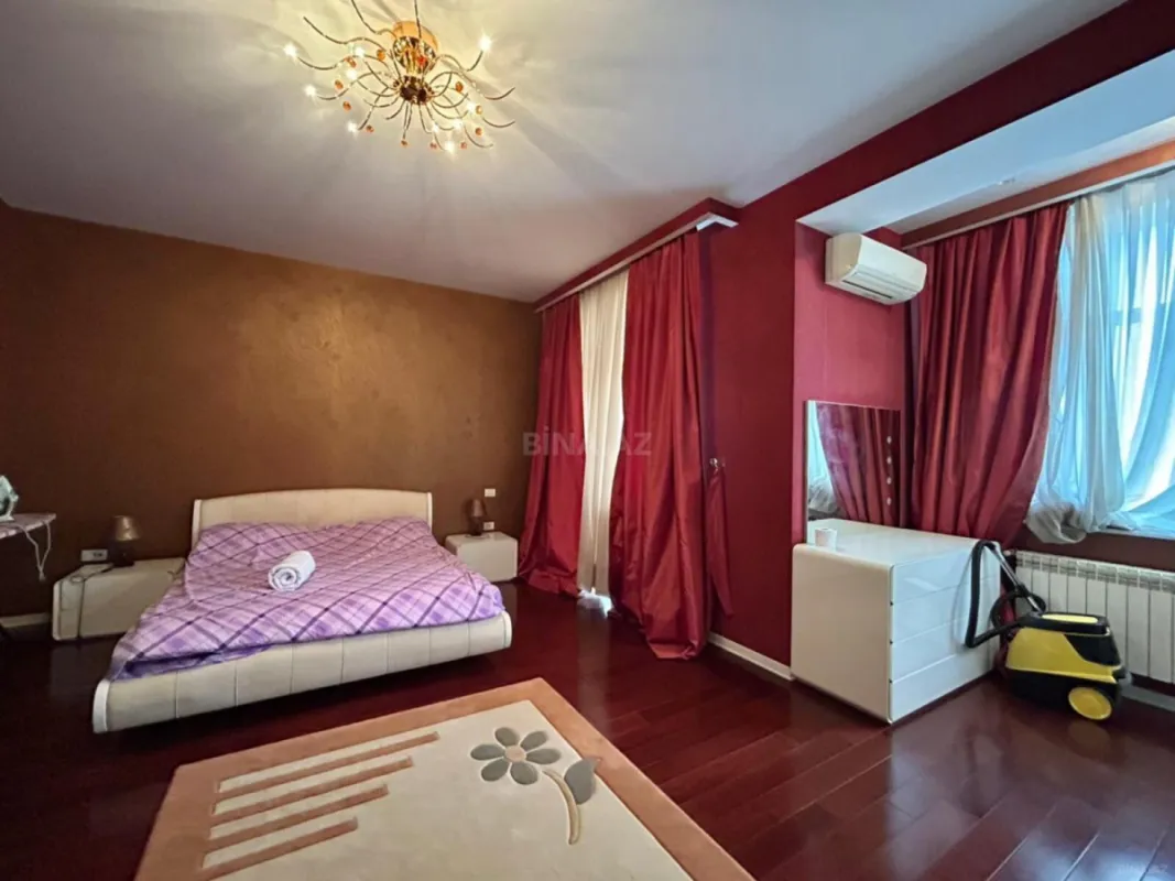 Kirayə verilir 3 otaqlı mənzil 170 m²
