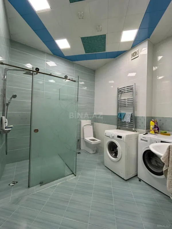 Kirayə verilir 3 otaqlı mənzil 170 m²